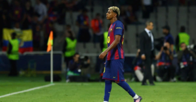 HLV Flick phủ nhận tin đồn kỷ luật Yamal