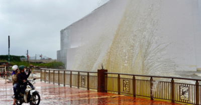 Nhiều trường ở Đà Nẵng cho nghỉ học đề phòng mưa lớn kéo dài