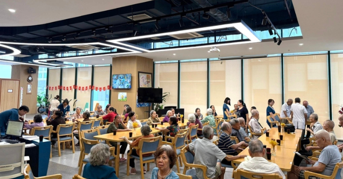 Dưỡng lão bán trú