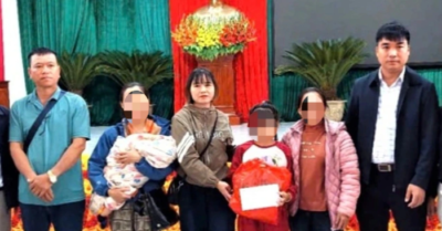 Bé gái bị cha dượng bạo hành bằng búa đinh được mẹ đón về quê ngoại