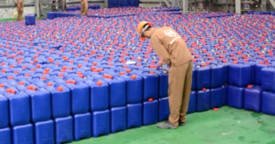 Hóa chất đức giang: Chiến lược tài chính độc đáo