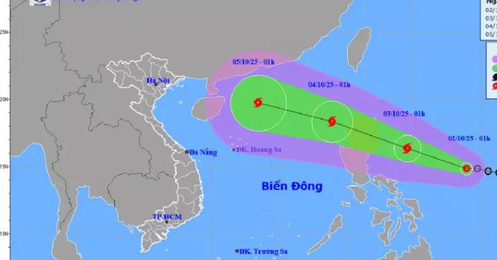 Bão vào Biển Đông dự báo mạnh cấp 10, giật cấp 12