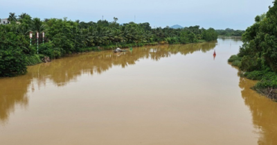 Lũ trên các sông ở Huế dâng cao, cảnh báo ngập lụt vùng trũng và sạt lở đất