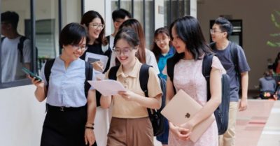Đại học Kinh tế TP.HCM công bố gói hỗ trợ 7 tỉ đồng cho sinh viên bị ảnh hưởng bão số 10