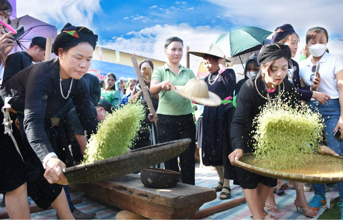 Ngày hội “Âm vang Cắc kéng, linh thiêng Pút tồng”