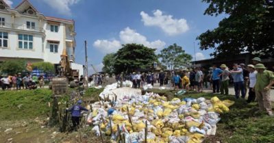 Hàng nghìn người khẩn trương ứng cứu sự cố dưới chân đê sông Cầu Bắc Ninh