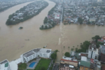 Nguyên nhân gây ra đợt mưa đặc biệt lớn ở miền Trung