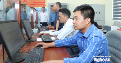 Nghệ An hướng dẫn lập phòng chuyên môn, Trung tâm hành chính tại 8 xã