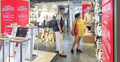 Ngày Phụ nữ Việt Nam 20/10: thị trường quà tặng sôi động, dịch vụ làm đẹp “cháy” hàng