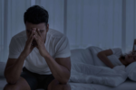 Người trẻ và cuộc khủng hoảng giấc ngủ: Khi màn hình sáng hơn cả đêm tối