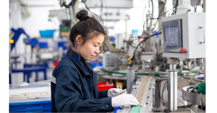Thu nhập bình quân lao động quý III tăng nhẹ