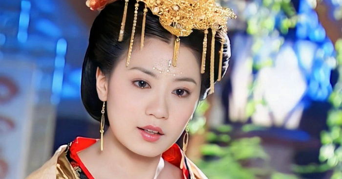 Triệu Mẫn trong phim Ỷ Thiên Đồ Long Ký