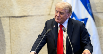Trump kêu gọi EU áp thuế 500% với Trung Quốc để hỗ trợ Ukraine