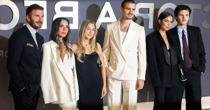 Victoria Beckham chủ động làm hòa
