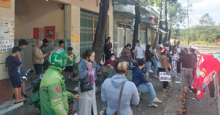 Hàng chục người kéo đến nhà đòi tiền vì chủ hụi biệt tăm tại TPHCM