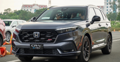 Giá Honda CR-V e:HEV RS tăng mạnh vì thiếu hàng