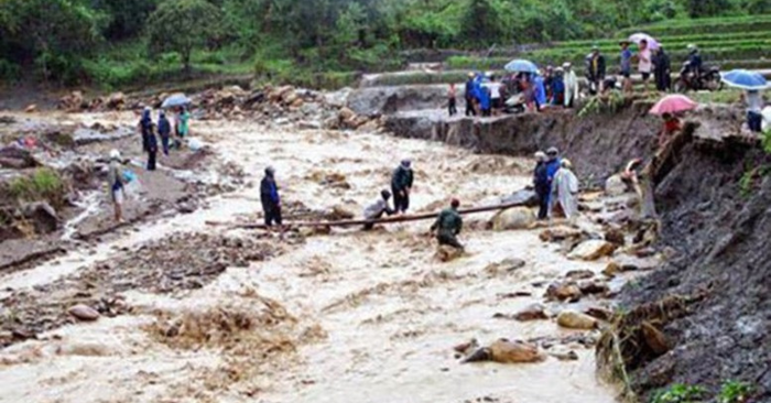 72 người chết vì mưa lũ