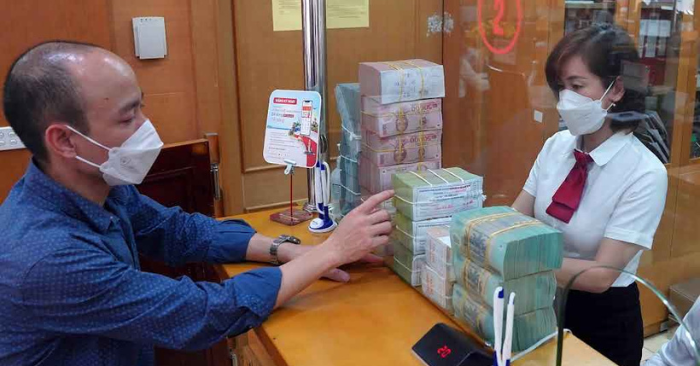 Lãi suất ngân hàng tiếp tục tăng đáng lo ngại
