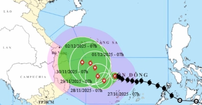 Biển Đông nhiều bão kỷ lục 30 năm: Biến đổi khí hậu và yếu tố thời tiết kết hợp
