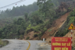 Quốc lộ 48D: Thảm họa sạt lở sau bão số 10