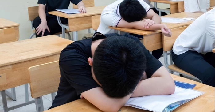 Phụ huynh bối rối vì quy định cấm ép con học