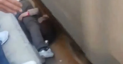 Cha cứu con dưới gầm tàu: Tình phụ tử vượt qua hiểm nguy