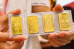 Giá vàng miếng sáng 15/11 giảm sâu