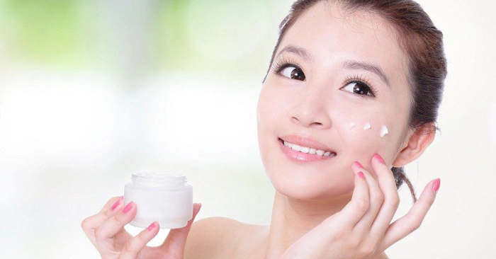 Bí quyết dưỡng ẩm chuẩn giúp da mềm mượt mùa hanh khô