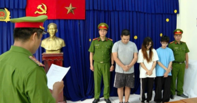 Mâu thuẫn cá nhân, tài xế taxi bị đồng nghiệp gài ma túy để vu khống