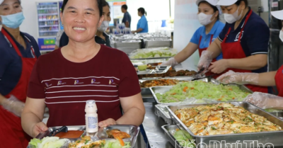 Chú trọng bữa ăn ca để giữ chân công nhân và nâng cao năng suất