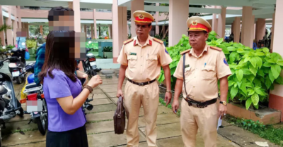 CSGT An Giang yêu cầu 175 phụ huynh ký cam kết không giao xe cho học sinh