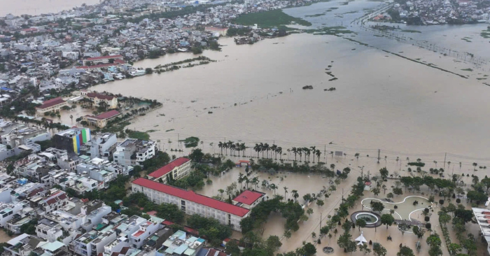 Bao giờ Trung Bộ hết mưa lớn?
