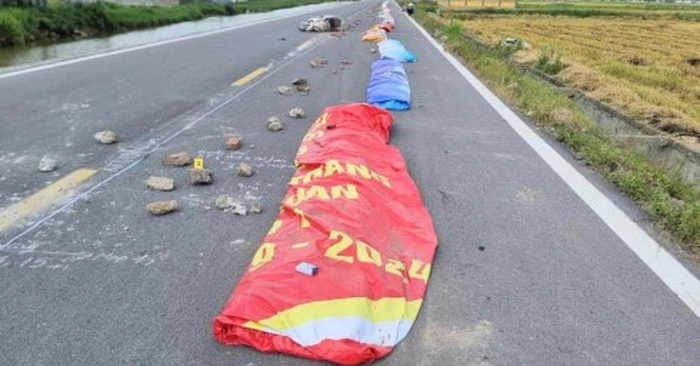 Tai nạn tử vong vì phơi thóc lấn chiếm lòng đường