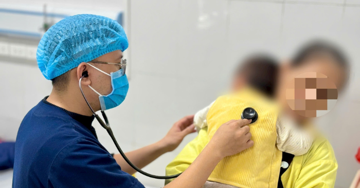 Nhiều trẻ nhỏ nhập viện vì cúm A – Cảnh báo nguy cơ biến chứng nặng