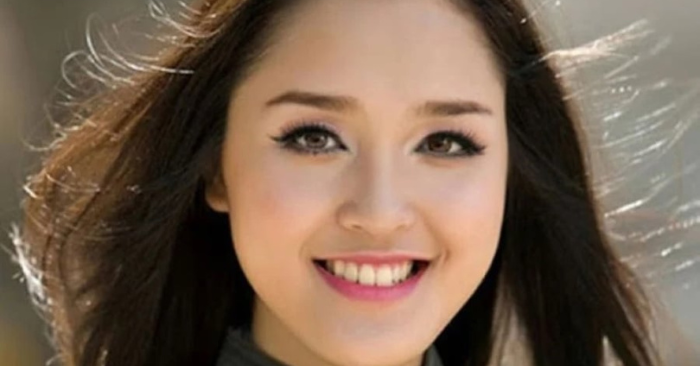 Phụ nữ phúc tướng càng già càng giàu, chồng con hưởng phúc