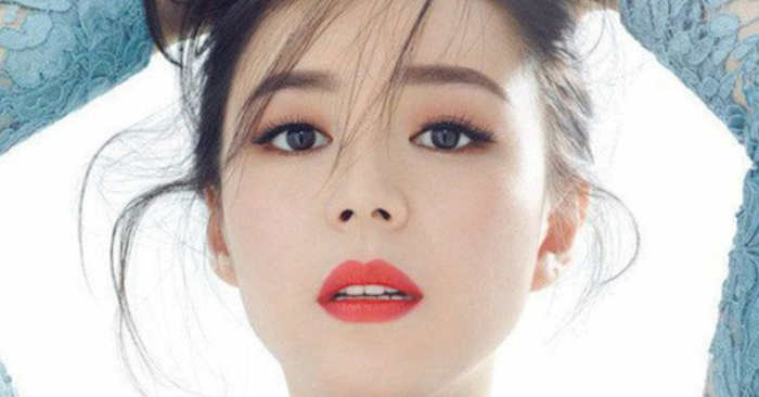 Phụ nữ phúc tướng càng già càng giàu, chồng con hưởng phúc