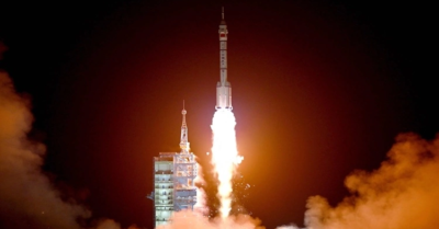 Tàu Trung Quốc chở phi hành gia trẻ nhất lên trạm Thiên Cung