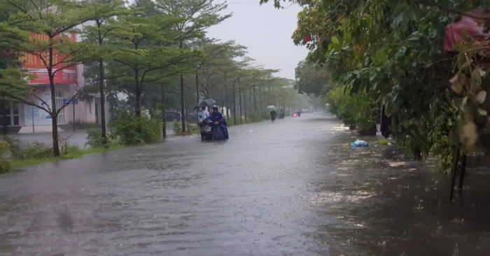Bản tin tối 1-11: Áp thấp nhiệt đới xuất hiện, Biển Đông và miền Trung có thể hứng bão số 13
