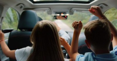 Chở trẻ em trên ô tô: Sử dụng “thiết bị an toàn” thế nào cho đúng quy định?