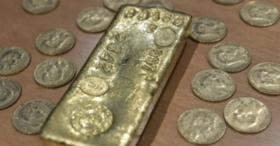 Người đàn ông đào được số vàng trị giá 20 tỷ đồng trong vườn