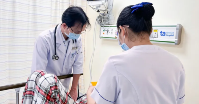 Báo động đỏ về an toàn thực phẩm từ vụ 162 ca nhập viện vì bánh mì