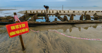 Tàu gỗ cổ phát lộ ở biển Hội An: Hiện vật dần bị vùi lấp trở lại