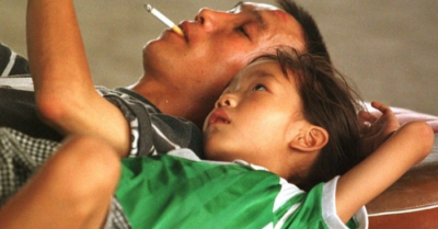Hiểu lầm nguy hiểm về khói thuốc tồn lưu đang âm thầm “đầu độc” sức khỏe trẻ nhỏ