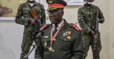 Tướng quân đội Guinea-Bissau nhậm chức sau cuộc đảo chính lật đổ tổng thống