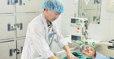 Sốc nhiễm khuẩn thương hàn sau bữa ăn ngoài hàng