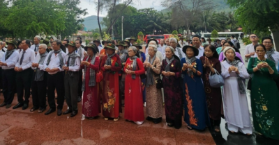 Người có công được TPHCM hỗ trợ điều dưỡng bằng máy bay, nghỉ khách sạn 2 triệu đồng/ngày