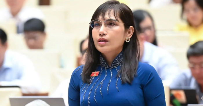 “Tổng tài bá đạo” và nguy cơ lệch chuẩn nhận thức ở giới trẻ