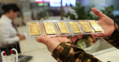 Giá vàng bật tăng mạnh, cao hơn giá thế giới 21,1 triệu đồng mỗi lượng