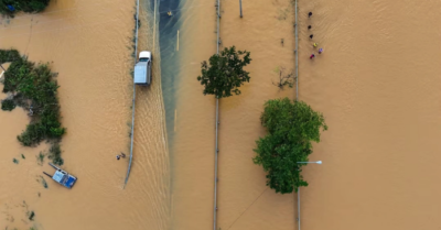 Lũ lụt tại Thái Lan khiến 162 người thiệt mạng, Thủ tướng thừa nhận trách nhiệm