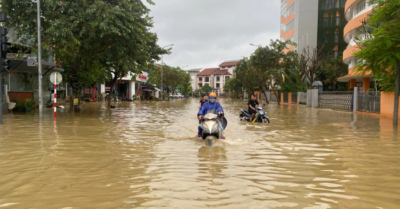 Lũ dâng cao lần 3, Huế tiếp tục ngập lụt và sạt lở